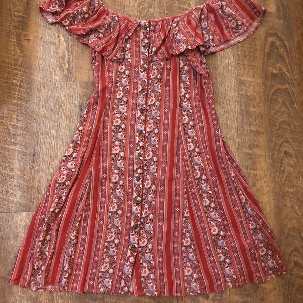 Off the shoulder American Eagle summer dress